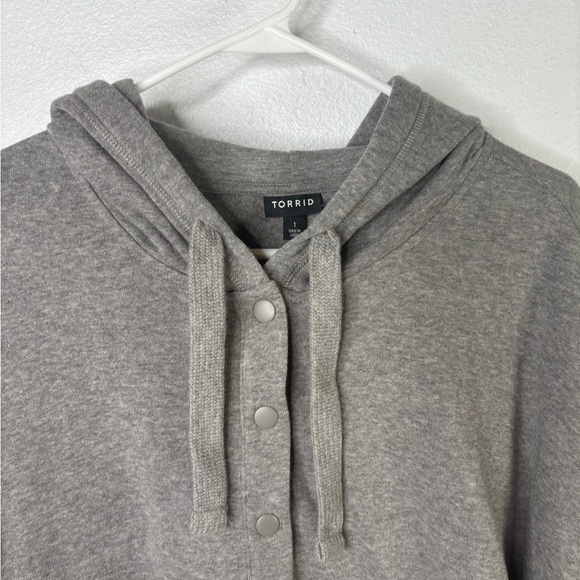 Torrid 1x NWT Hooded Sweatshirt - Picture 2 of 7